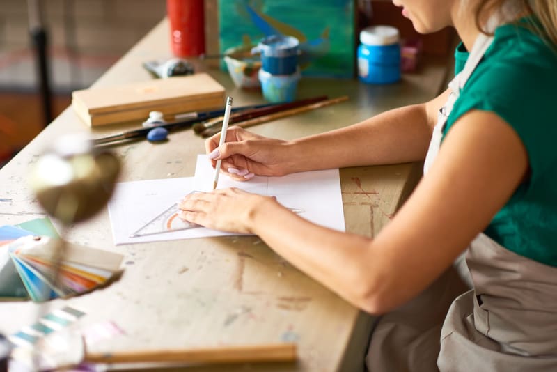 Starting Your Therapeutic Journey: What to Expect in Individual Art Therapy